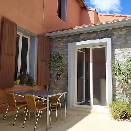 Apartment Spacieux Avec Grand Patio, 1er Etage
