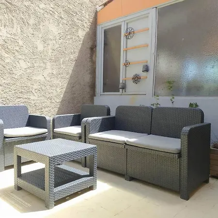 Spacieux Avec Grand Patio, 1er Etage Daire Sigean