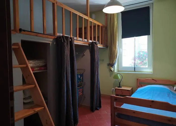 Spacieux Avec Grand Patio, 1er Etage Apartment Sigean