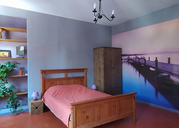 Spacieux Avec Grand Patio, 1er Etage Apartment